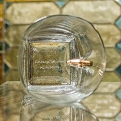 Personalisiertes WhiskyGlas mit WunschGravur und Projektil