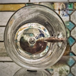 Segler Geschenk WhiskyGlas mit 3 D Hand Gravur- Motiv Segelboot