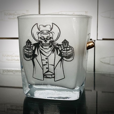 WhiskyGlas gefrostet mit Patrone und schwarz Gravur  Geschenkeidee für Männer